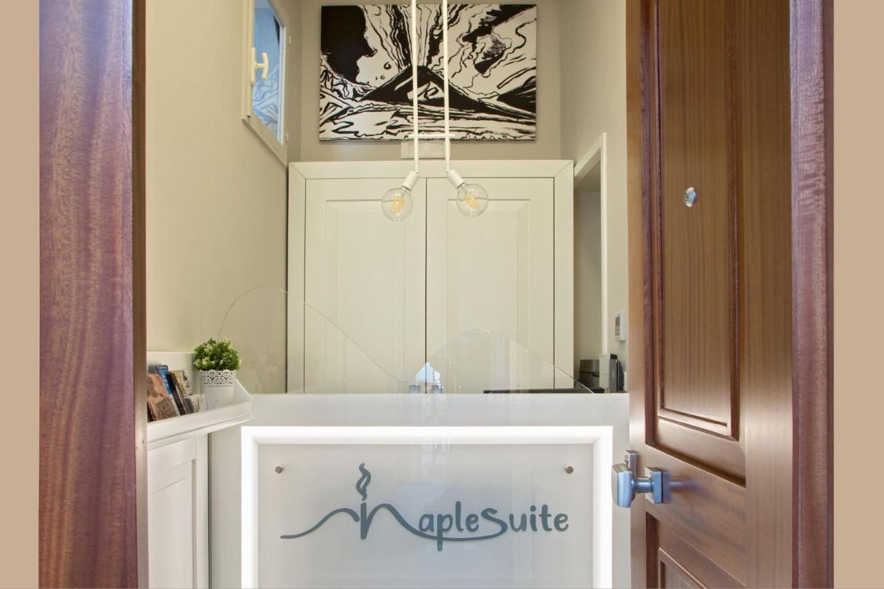 Naplesuite 外观 照片